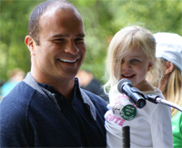 Tie Domi and Ashley